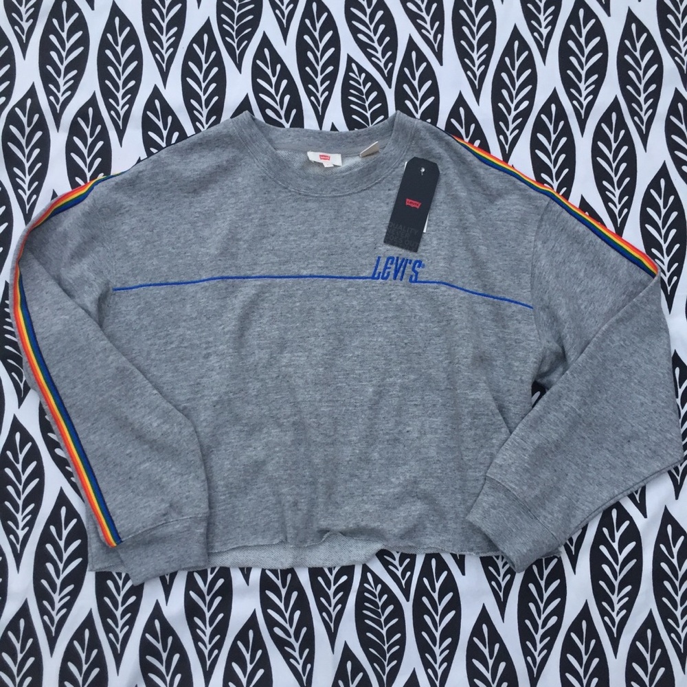 Levi’s Cropped Sweater - Picture 3 of 6